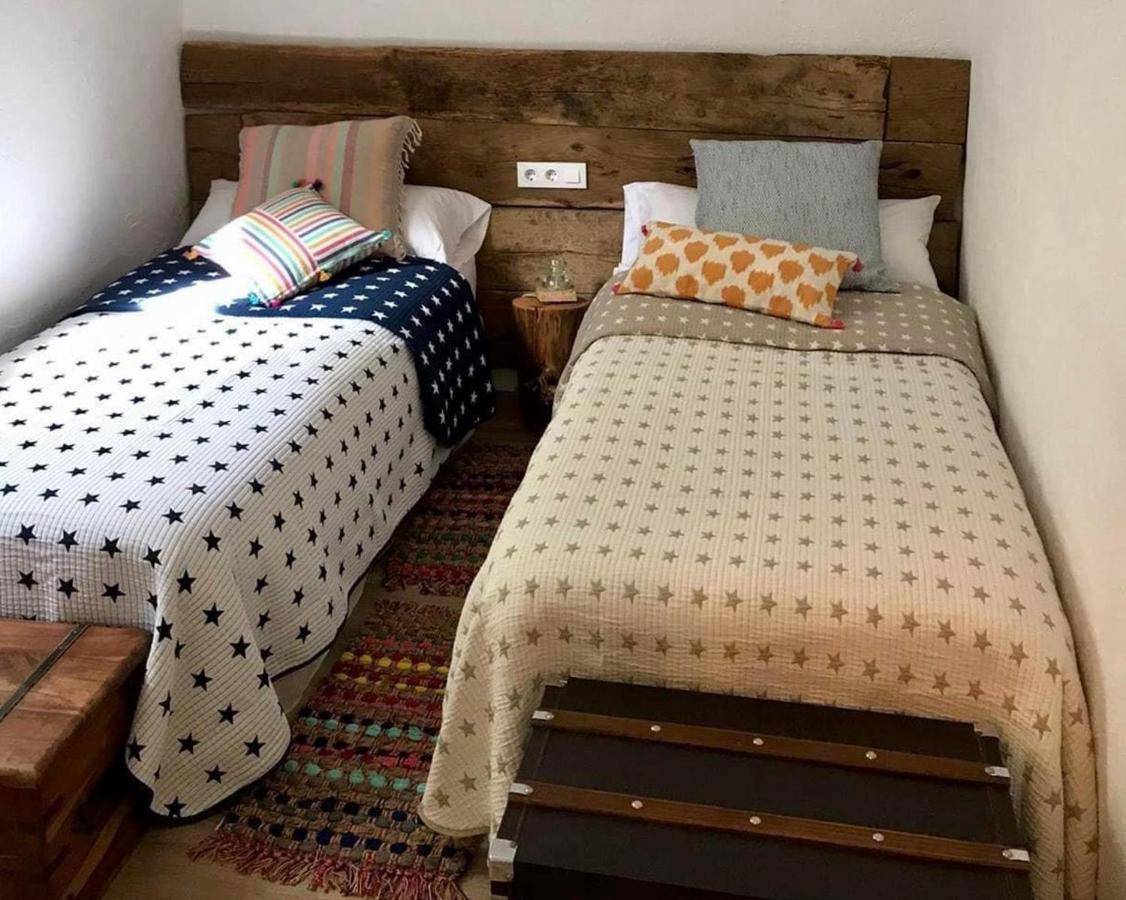 Aurora 2-Bed Cottage - Sleeps 4 - Montseny Park Arbúcies Екстериор снимка