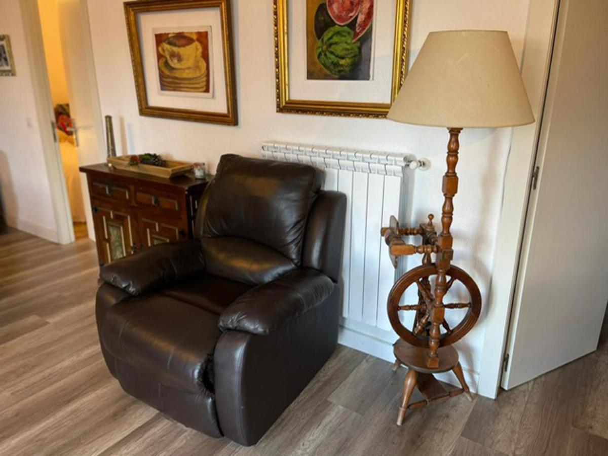 Aurora 2-Bed Cottage - Sleeps 4 - Montseny Park Arbúcies Екстериор снимка